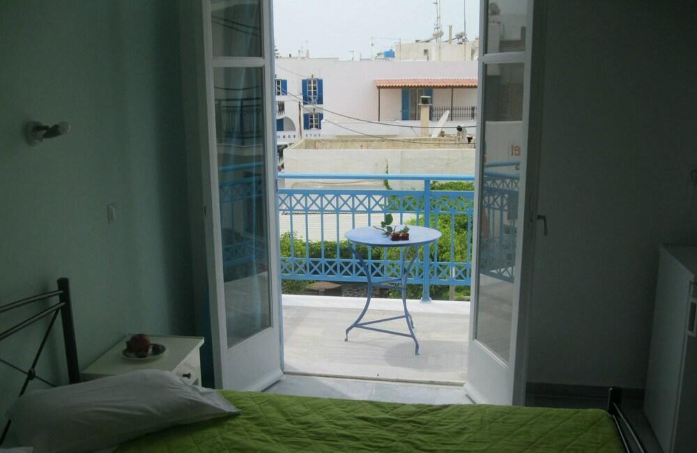 Very-Kokkos Pension 2 Naxos City المظهر الخارجي الصورة