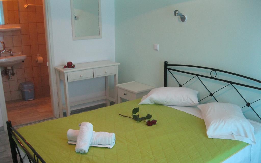 Very-Kokkos Pension 2 Naxos City الغرفة الصورة